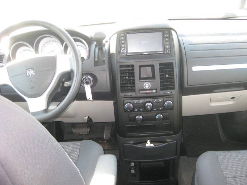 2009 Dodge Grand Caravan SE
