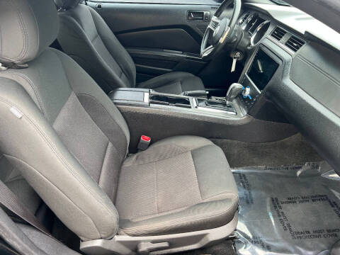 2014 Ford Mustang V6