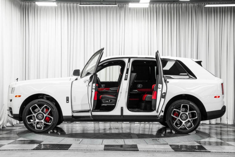 2023 Rolls-Royce Black Badge Cullinan