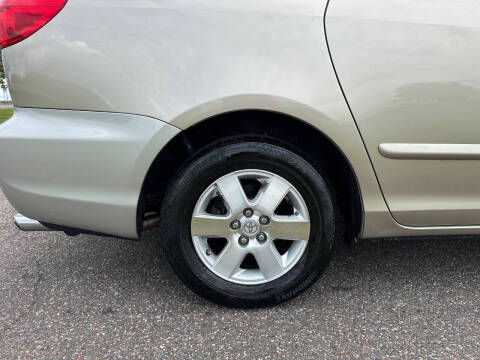 2008 Toyota Sienna LE 7-Passenger