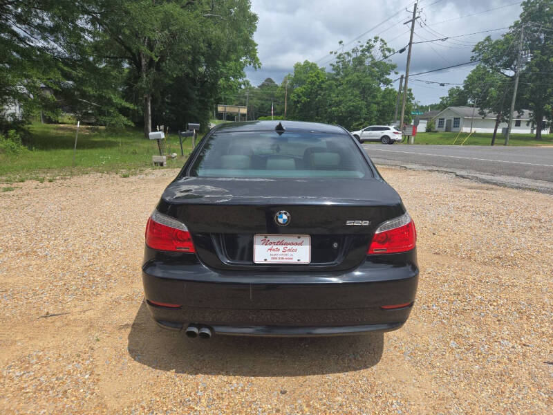 2009 BMW 5 Series 528i