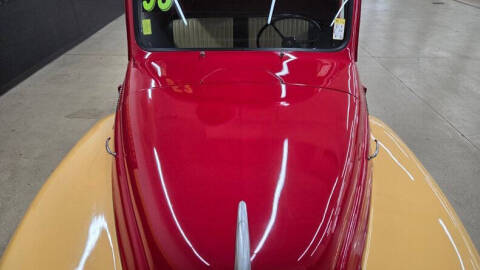 1953 International L-120 Series