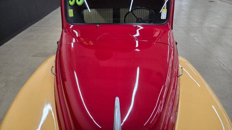 1953 International L-120 Series