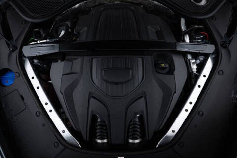 2025 Porsche Panamera 4