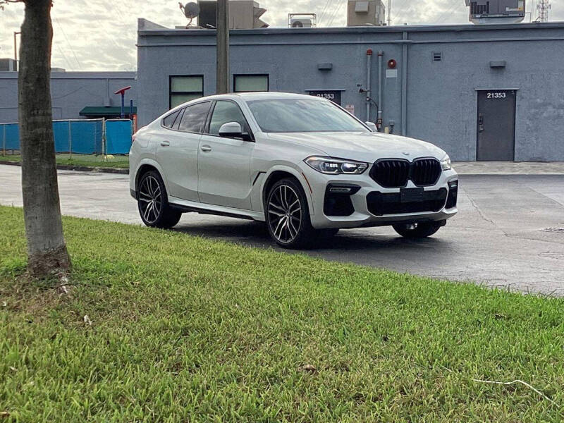 2020 BMW X6 M50i