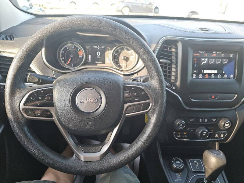 2019 Jeep Cherokee Latitude