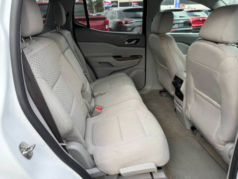 2017 GMC Acadia SLE-1