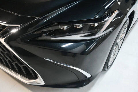 2022 Lexus ES 350 Ultra Luxury