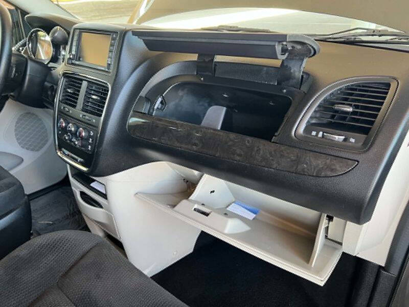 2020 Dodge Grand Caravan SE