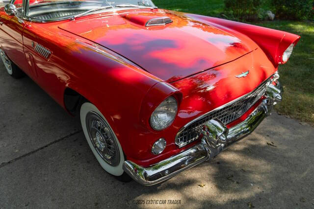 1956 Ford Thunderbird