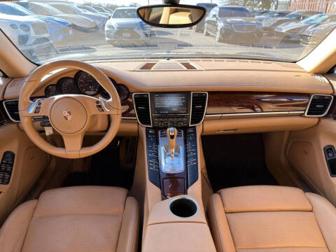 2011 Porsche Panamera