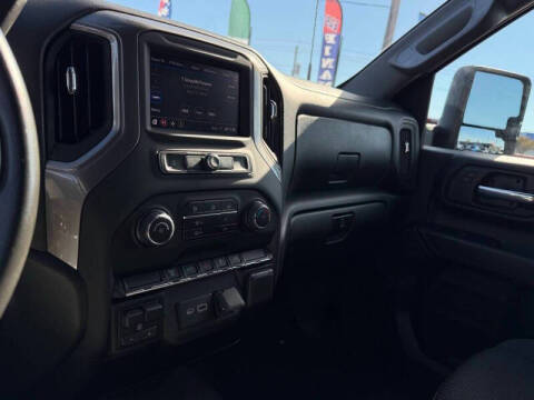 2023 Chevrolet Silverado 2500HD Custom