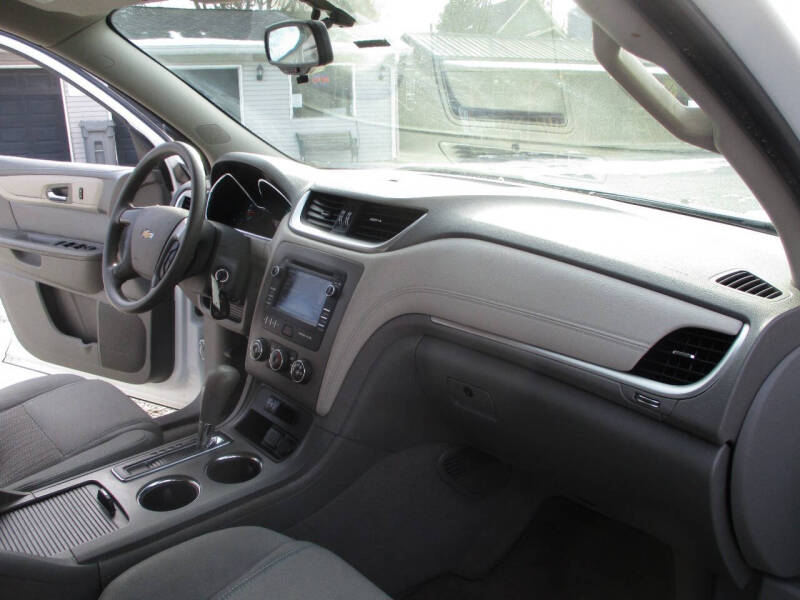 2016 Chevrolet Traverse LS