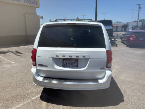 2016 Dodge Grand Caravan R/T