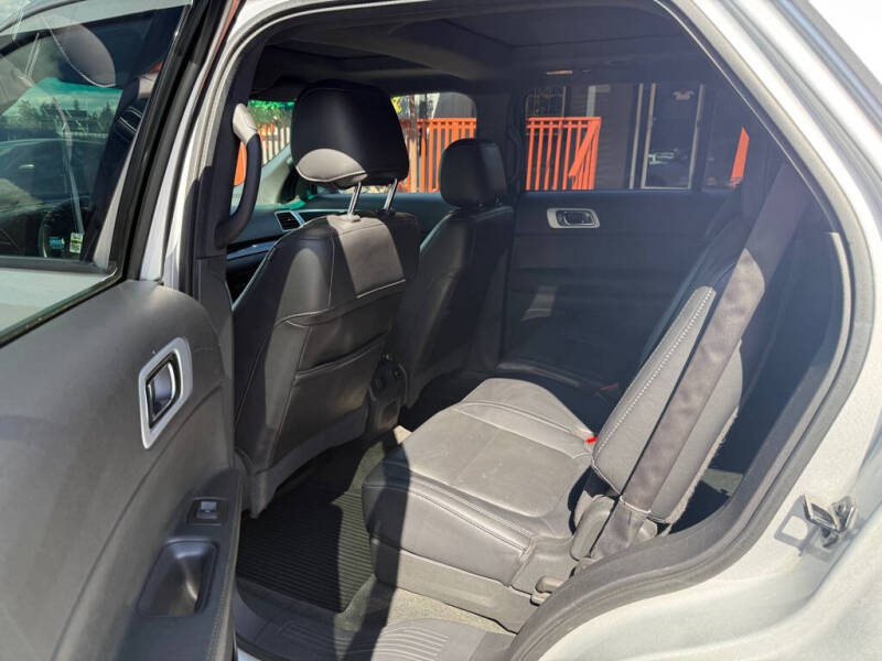 2011 Ford Explorer Limited