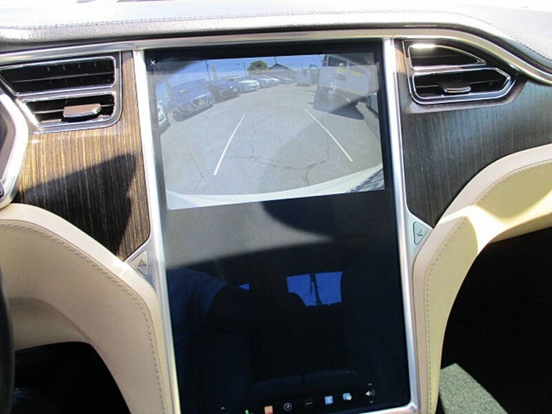 2013 Tesla Model S