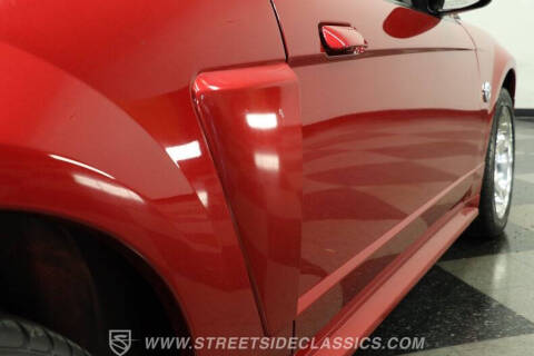 2004 Ford Mustang GT Deluxe