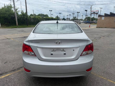 2014 Hyundai Accent GLS