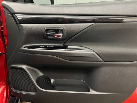 2017 Mitsubishi Outlander SEL