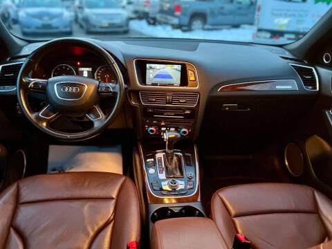 2016 Audi Q5 2.0T quattro Premium Plus