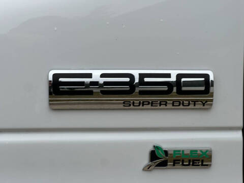 2014 Ford E-Series E-350 SD