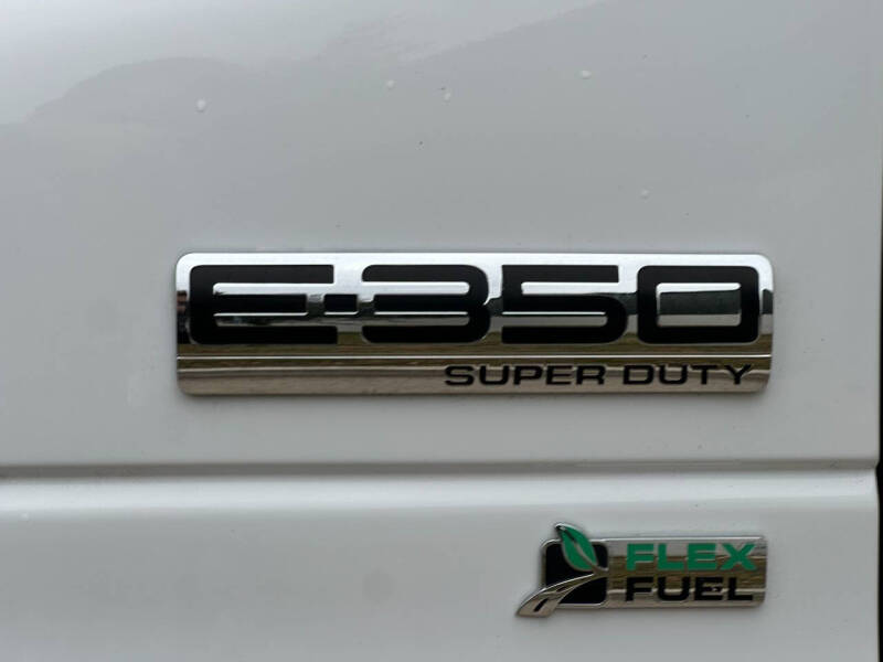 2014 Ford E-Series E-350 SD