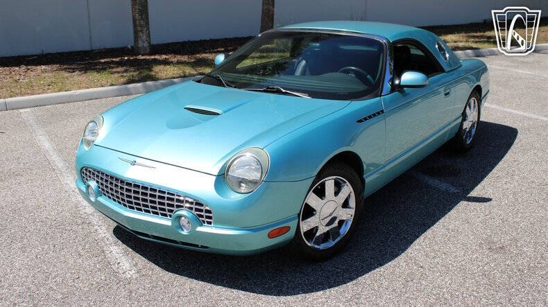 2002 Ford Thunderbird Deluxe