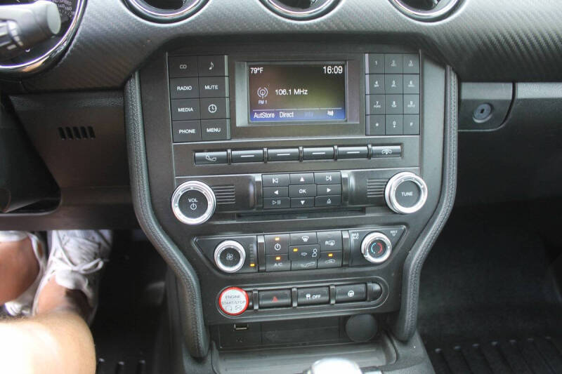 2016 Ford Mustang V6