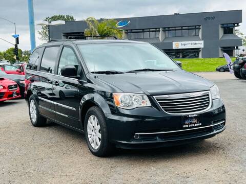 2016 Chrysler Town and Country for sale at MotorMax in San Diego CA