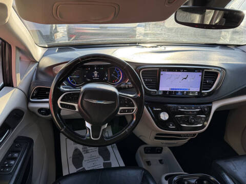2021 Chrysler Pacifica Hybrid Touring L