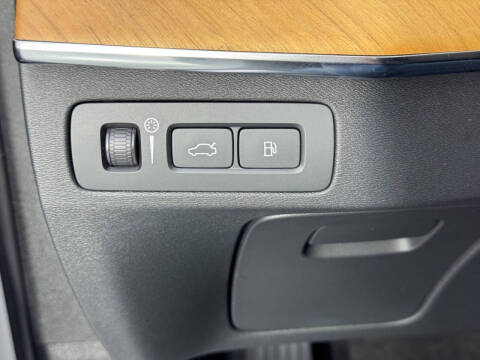 2022 Volvo XC90 Recharge T8 Inscription Expression 6P