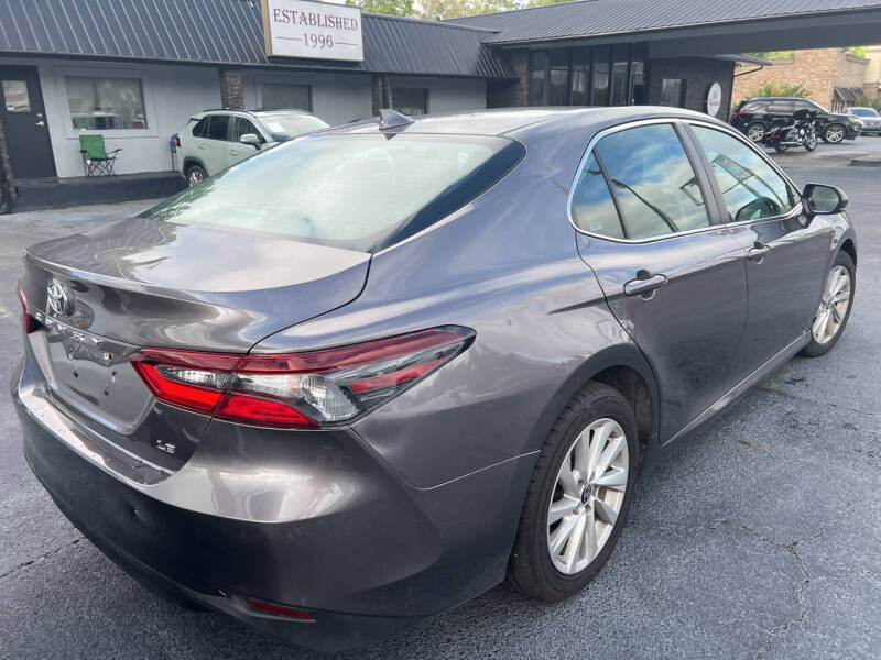 2022 Toyota Camry LE