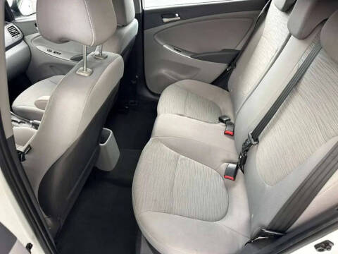 2015 Hyundai Accent GS