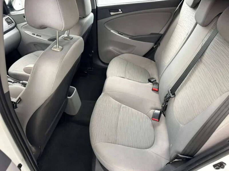 2015 Hyundai Accent GS