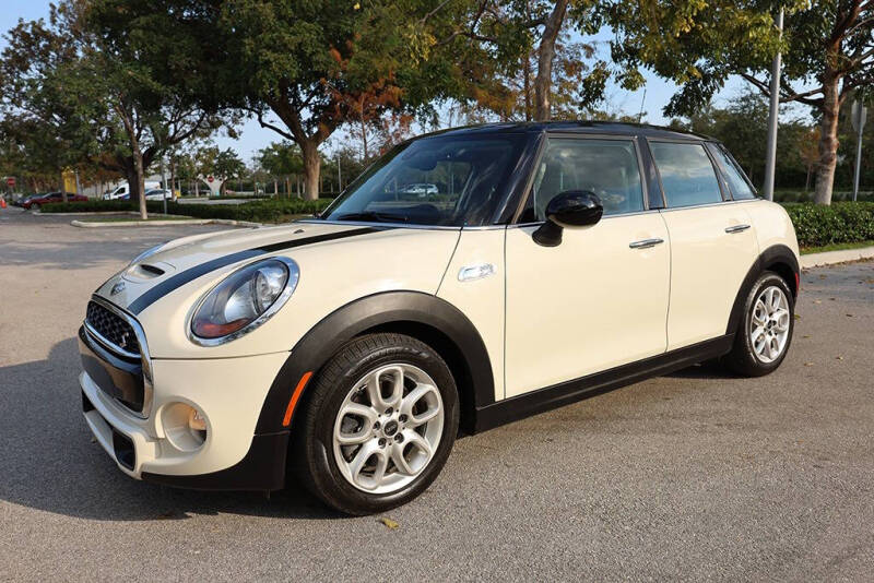 2015 MINI Hardtop 4 Door Cooper S