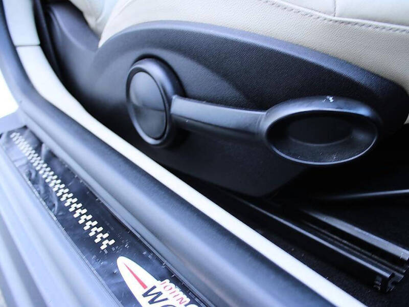 2011 MINI Cooper John Cooper Works