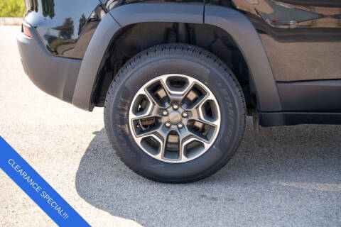 2020 Jeep Cherokee Trailhawk