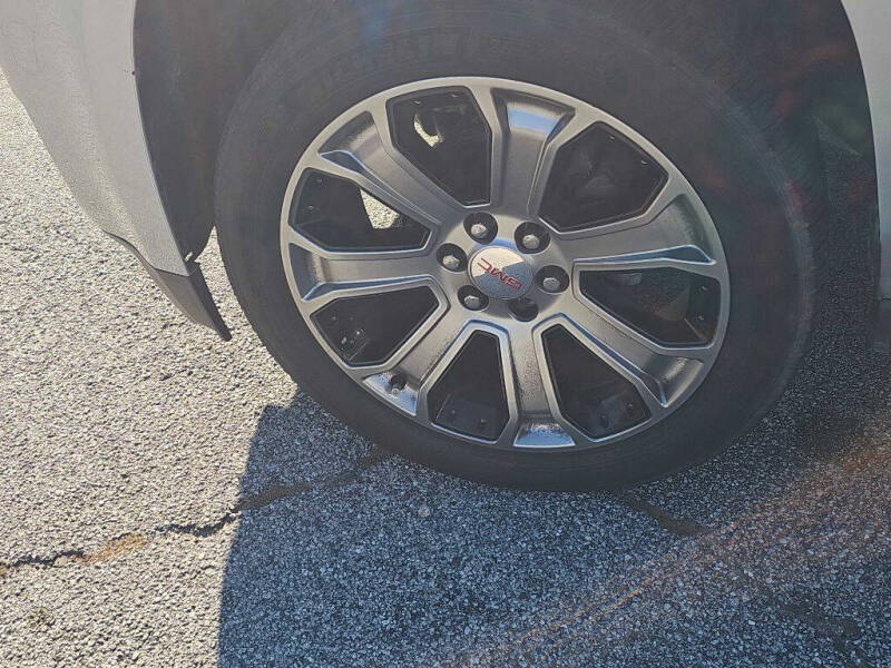 2017 GMC Yukon SLT