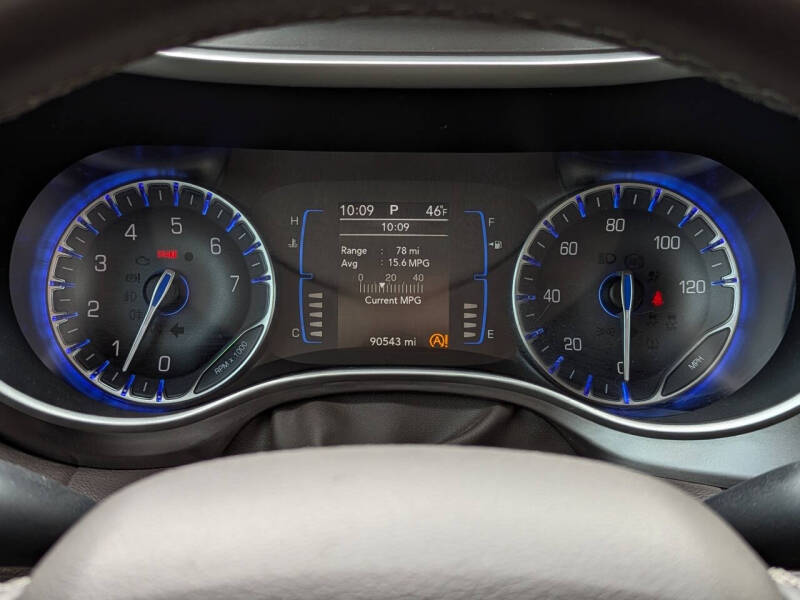 2017 Chrysler Pacifica Touring-L