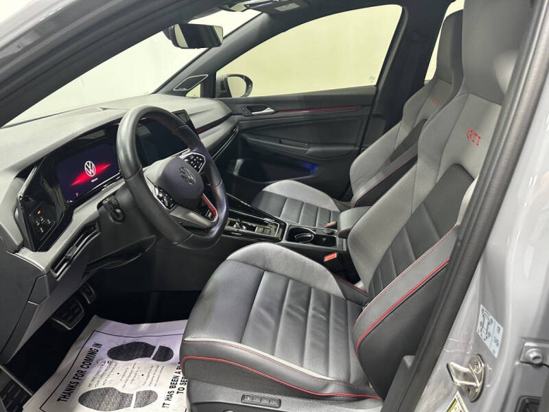 2024 Volkswagen Golf GTI SE