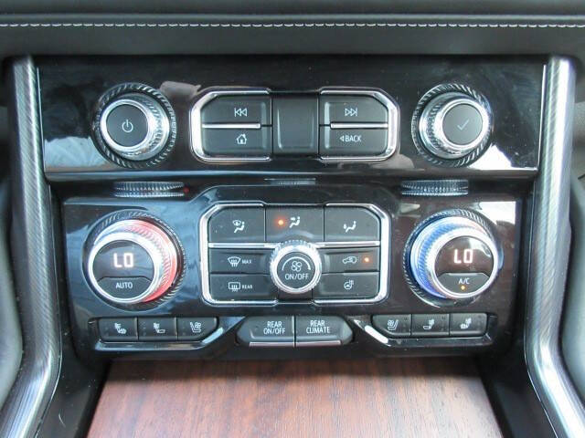 2023 GMC Yukon XL Denali Ultimate