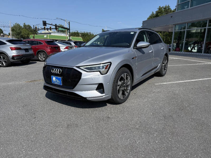 2021 Audi e-tron quattro Premium
