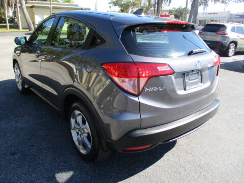 2017 Honda HR-V LX