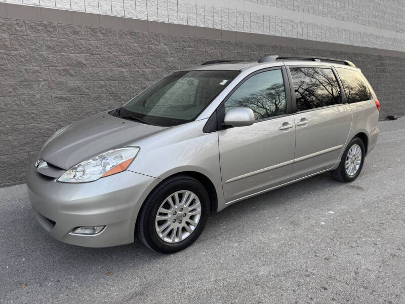2007 Toyota Sienna for sale at Kars Today in Addison IL