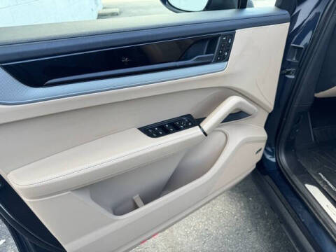 2024 Porsche Cayenne