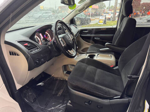 2016 Dodge Grand Caravan SXT