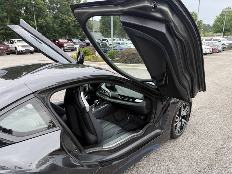 2017 BMW i8
