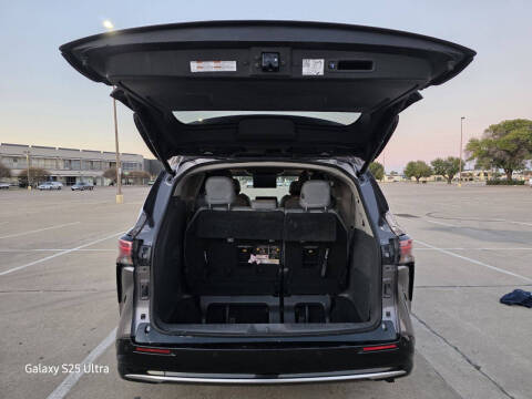 2021 Toyota Sienna Limited 7-Passenger