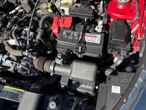 2022 Nissan Kicks SR