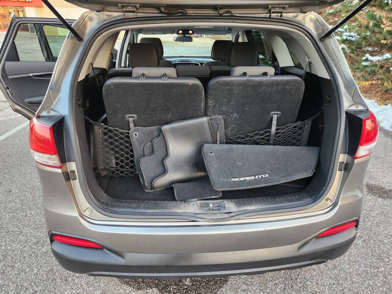 2016 Kia Sorento LX V6